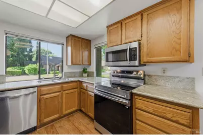 878 Professional Drive, Napa, CA 94558 - Photo 13