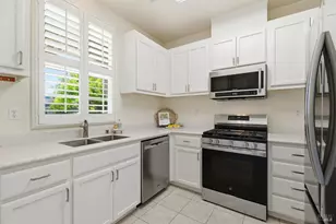 9353 Oak Trail Cir, Santa Rosa, CA 95409 - Photo 5