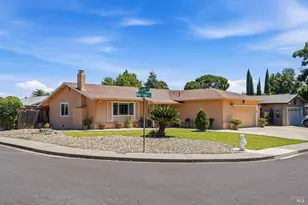 773 Blue Ridge Ln, Vacaville, CA 95688 - Photo 3
