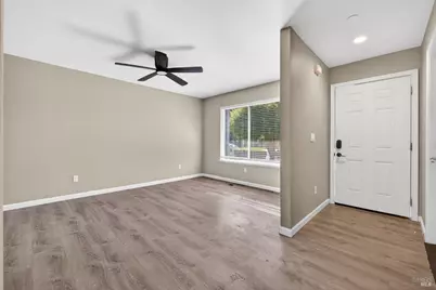 6390 San Simeon Drive, Rohnert Park, CA 94928 - Photo 5