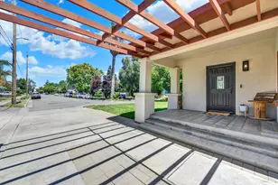 390 S 3rd St, Dixon, CA 95620 - Photo 7