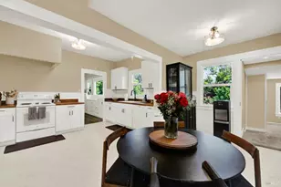 390 S 3rd St, Dixon, CA 95620 - Photo 23