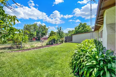 390 S 3rd Street, Dixon, CA 95620 - Photo 3