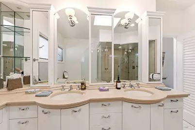306 Bella Vista Avenue, Belvedere, CA 94920 - Photo 23