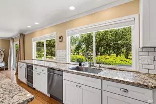 469 Pythian Rd, Santa Rosa, CA 95409 - Photo 15
