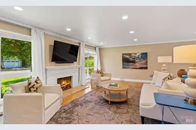 469 Pythian Road, Santa Rosa, CA 95409 - Photo 7