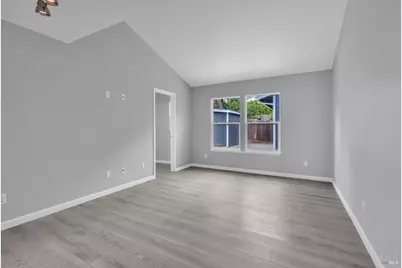 943 Frazier Avenue, Santa Rosa, CA 95404 - Photo 13