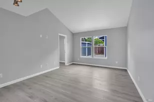 943 Frazier Ave, Santa Rosa, CA 95404 - Photo 13