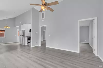 943 Frazier Avenue, Santa Rosa, CA 95404 - Photo 3
