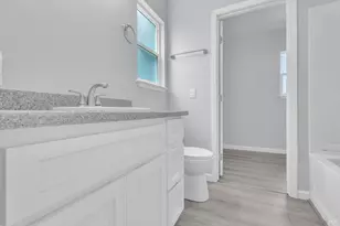 943 Frazier Ave, Santa Rosa, CA 95404 - Photo 21