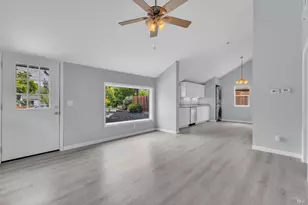 943 Frazier Ave, Santa Rosa, CA 95404 - Photo 11