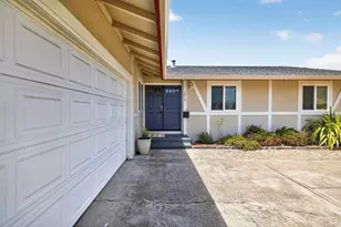 1517 Weaverly Dr, Petaluma, CA 94954 - Photo 3