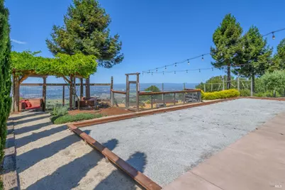 6649 Round Oak Road, Penngrove, CA 94951 - Photo 27