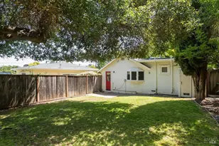 1135 4th St, Novato, CA 94945 - Photo 37