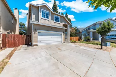 266 Tamarisk Circle, Suisun City, CA 94585 - Photo 3