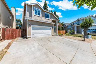 266 Tamarisk Cir, Suisun City, CA 94585 - Photo 3
