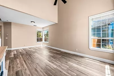 266 Tamarisk Circle, Suisun City, CA 94585 - Photo 5