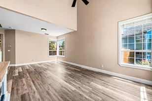 266 Tamarisk Cir, Suisun City, CA 94585 - Photo 5