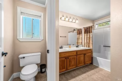 266 Tamarisk Circle, Suisun City, CA 94585 - Photo 31