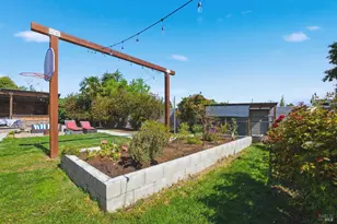 2720 Hilltop Dr, Napa, CA 94558 - Photo 33