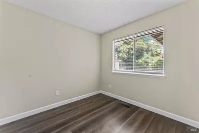 686 Vintage Court, Fairfield, CA 94534 - Photo 17