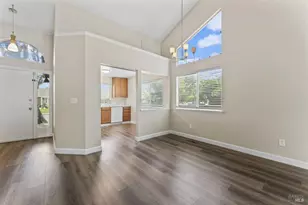 686 Vintage Ct, Fairfield, CA 94534 - Photo 5