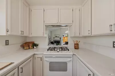 105 Freedom Court, Vacaville, CA 95687 - Photo 5