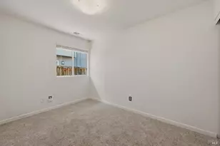105 Freedom Ct, Vacaville, CA 95687 - Photo 13