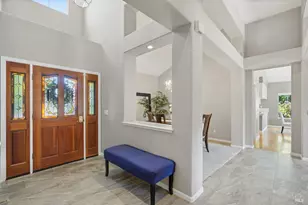 6332 Meadowridge Dr, Santa Rosa, CA 95409 - Photo 3
