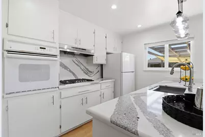 131 Grande Vista, Novato, CA 94947 - Photo 11