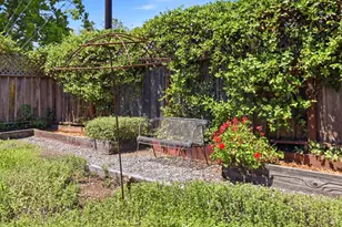131 Grande Vista, Novato, CA 94947 - Photo 35