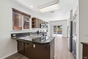 705 Chateau Cir, Vacaville, CA 95687 - Photo 15