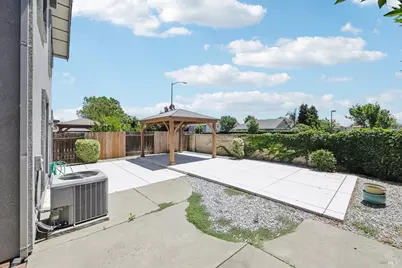 705 Chateau Circle, Vacaville, CA 95687 - Photo 39