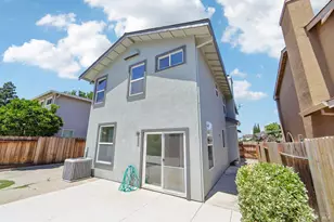 705 Chateau Cir, Vacaville, CA 95687 - Photo 41