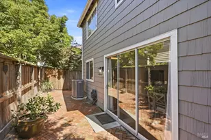 1121 Brighton View Cir, Petaluma, CA 94952 - Photo 27