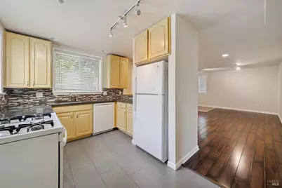 711 San Anselmo Avenue, San Anselmo, CA 94960 - Photo 9