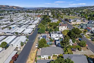434 E H St, Benicia, CA 94510 - Photo 15