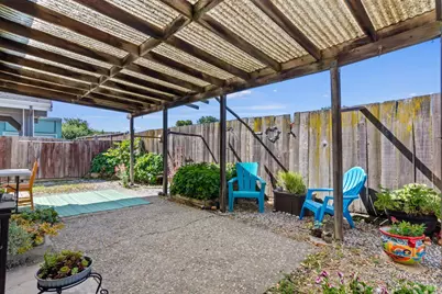 434 E H Street, Benicia, CA 94510 - Photo 9