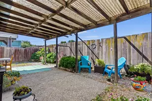 434 E H St, Benicia, CA 94510 - Photo 9