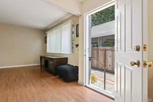 434 E H St, Benicia, CA 94510 - Photo 17