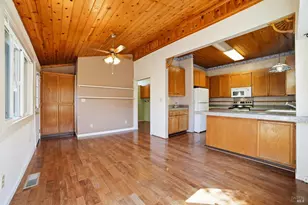 315 N Washington St, Cloverdale, CA 95425 - Photo 13