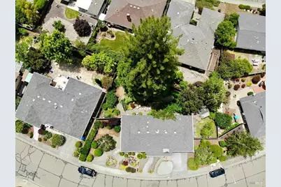 6860 Oak Leaf Drive, Santa Rosa, CA 95409 - Photo 5