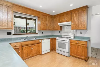 1122 W Standley Street, Ukiah, CA 95482 - Photo 11