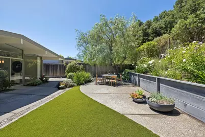 100 Golden Hinde Boulevard, San Rafael, CA 94903 - Photo 21