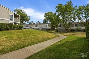 900 Southampton Rd, Benicia, CA 94510 - Photo 21