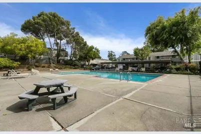 900 Southampton Road #129, Benicia, CA 94510 - Photo 25
