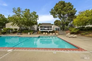 900 Southampton Rd, Benicia, CA 94510 - Photo 27