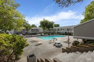 900 Southampton Rd, Benicia, CA 94510 - Photo 33