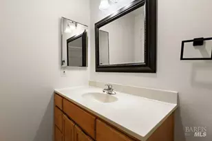 900 Southampton Rd, Benicia, CA 94510 - Photo 23