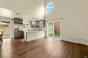 2706 Lakeview Dr, Santa Rosa, CA 95405 - Photo 5